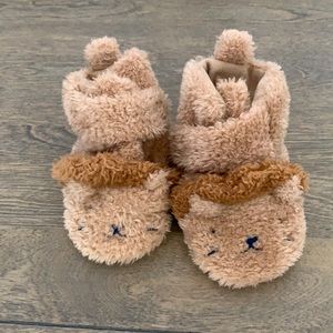Carter’s - newborn baby slippers